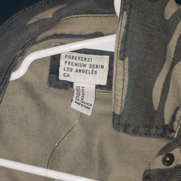 Jacket - Picture 3 of 4